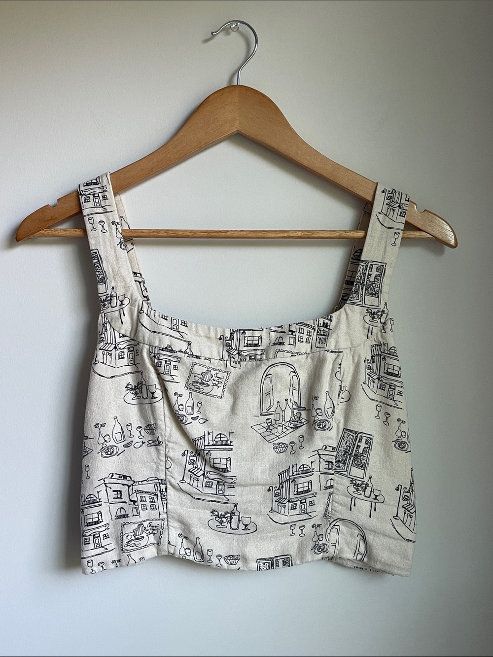 Abercrombie & Fitch Cream Crop Top with Black Sketch Print